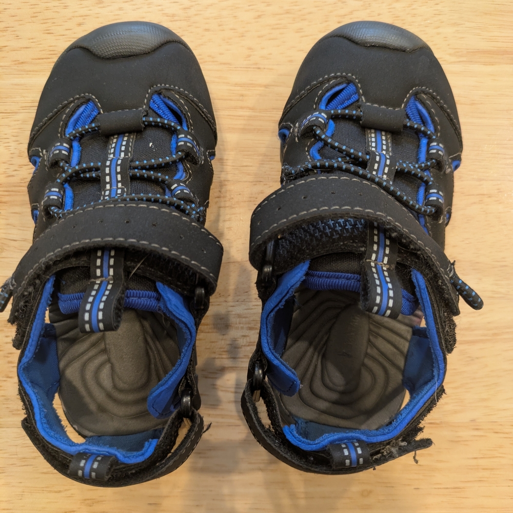 Crown Vintage Kids Black and Blue Adventure Sandals